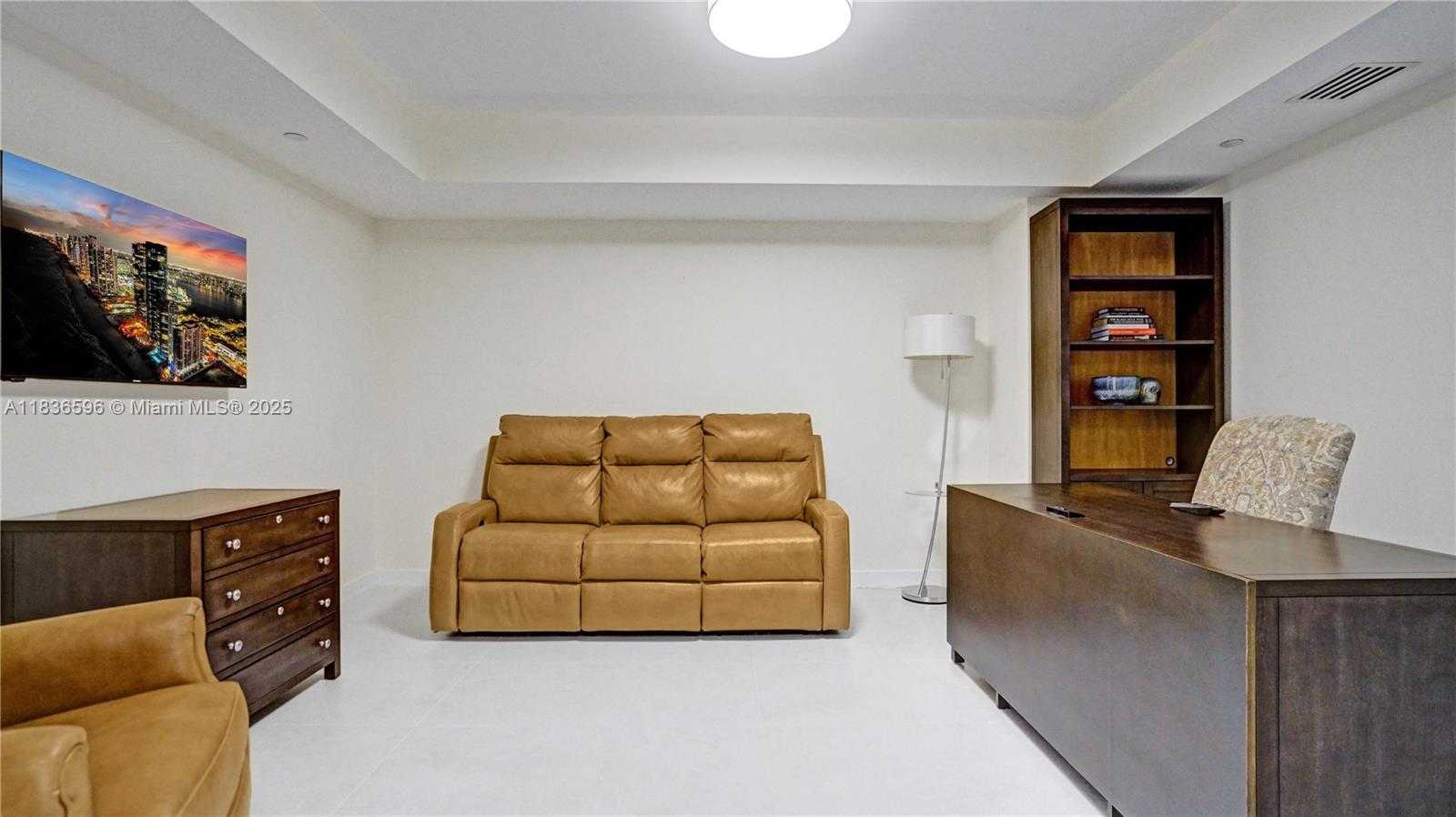Small Image of 20201 EAST COUNTRY CLUB DR #1202, Aventura Number 20
