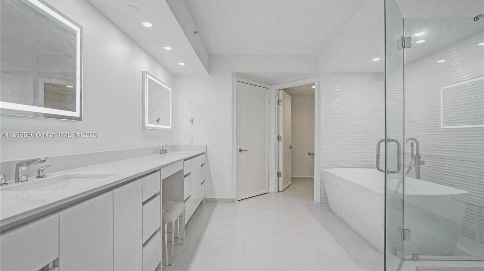 Small Image of 20201 EAST COUNTRY CLUB DR #1202, Aventura Number 27