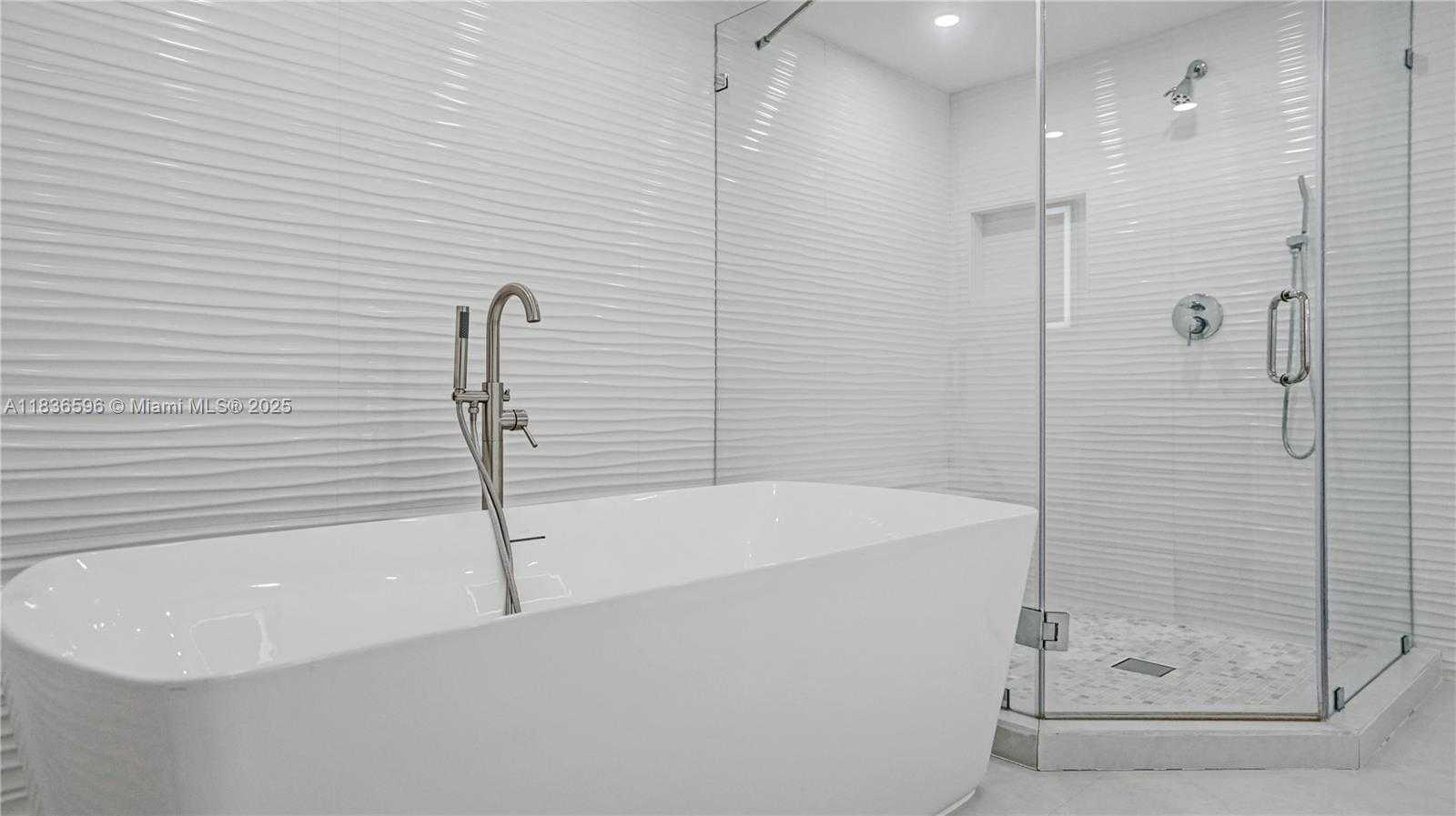 Small Image of 20201 EAST COUNTRY CLUB DR #1202, Aventura Number 29