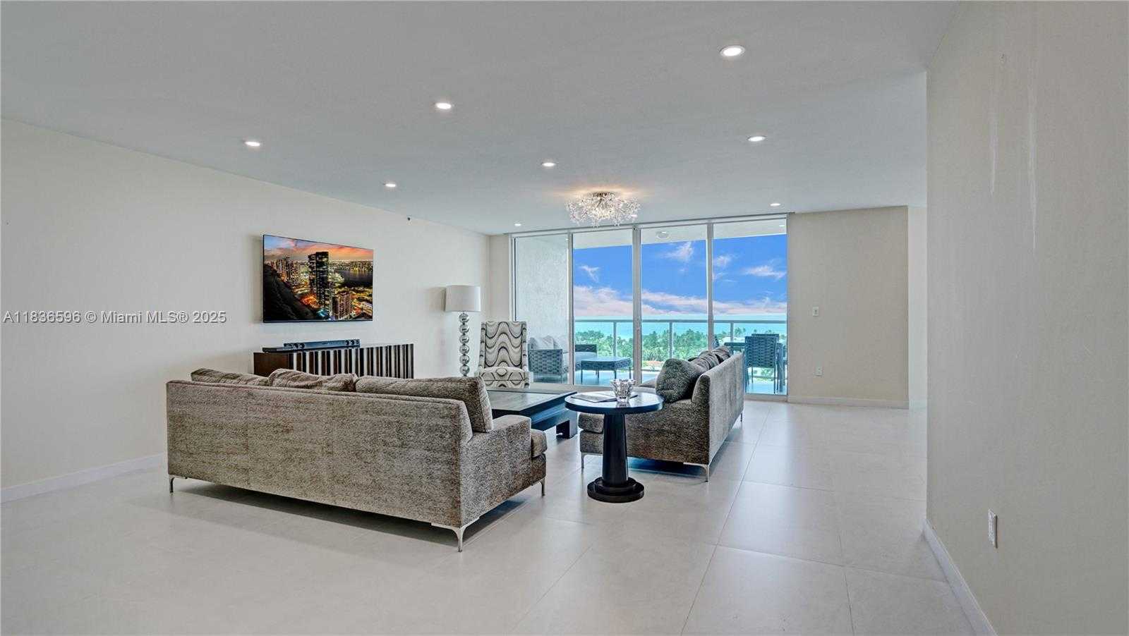 Small Image of 20201 EAST COUNTRY CLUB DR #1202, Aventura Number 8