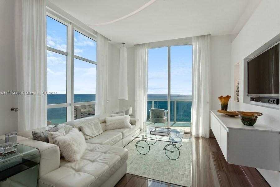 Small Image of 1945 SOUTH OCEAN DR #2812, Hallandale Beach Number 10