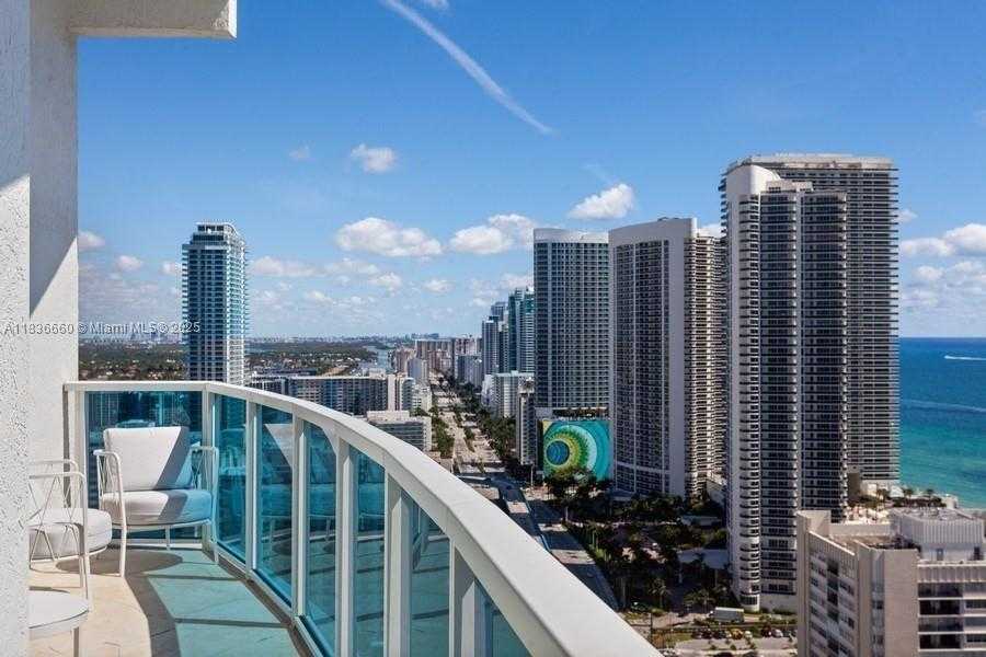 Small Image of 1945 SOUTH OCEAN DR #2812, Hallandale Beach Number 18