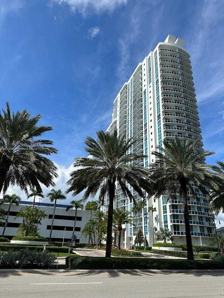 Small Image of 1945 SOUTH OCEAN DR #2812, Hallandale Beach Number 4