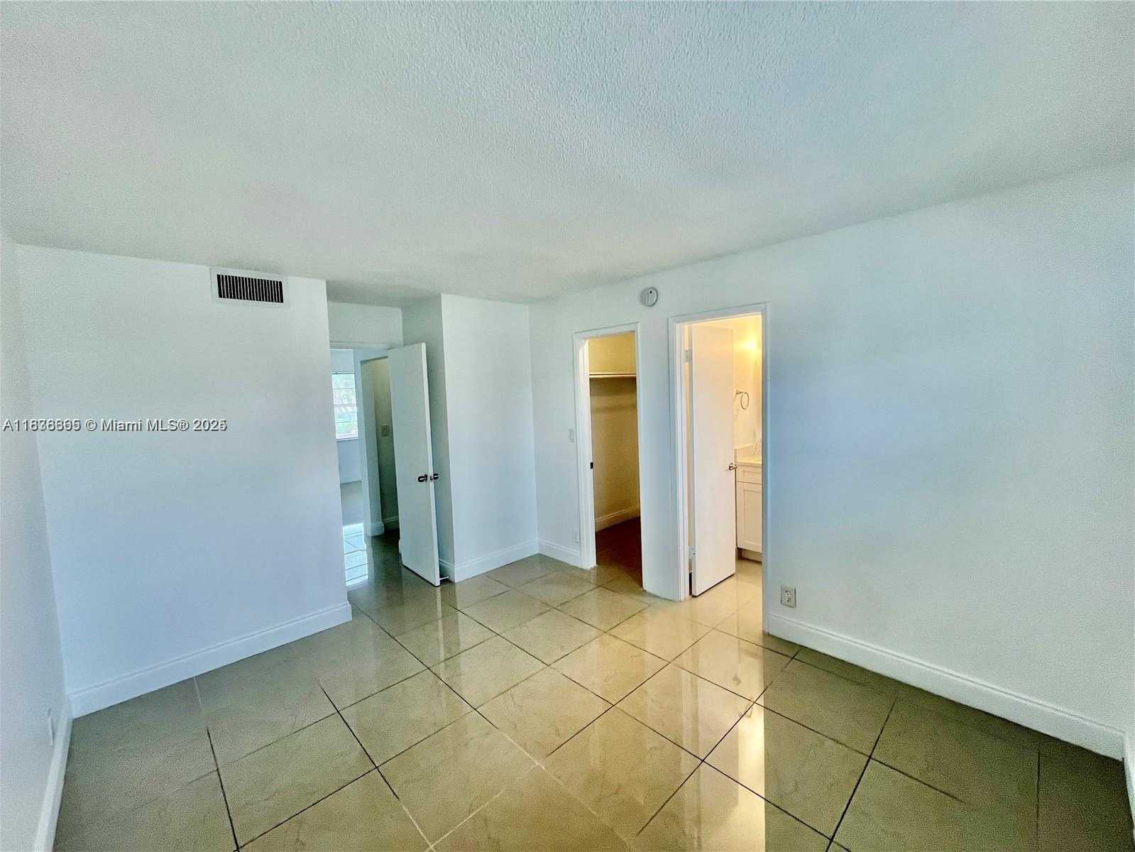 Small Image of 241 SOUTH EAST 9TH AVE #207, Pompano Beach Number 5