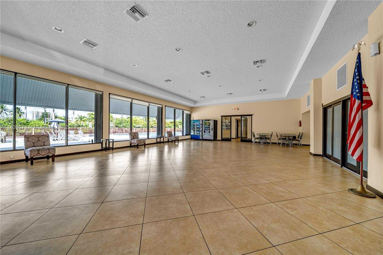 Small Image of 3401 NORTH COUNTRY CLUB DR #308, Aventura Number 32