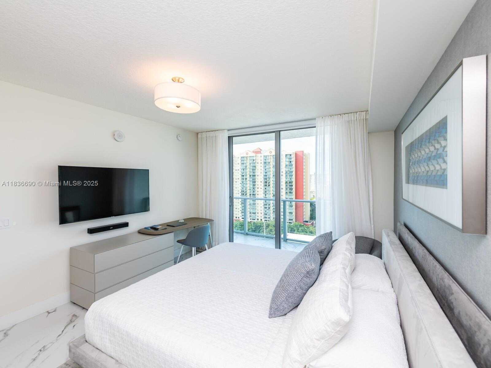 Small Image of 300 SUNNY ISLES BLVD #5-1605, Sunny Isles Beach Number 48