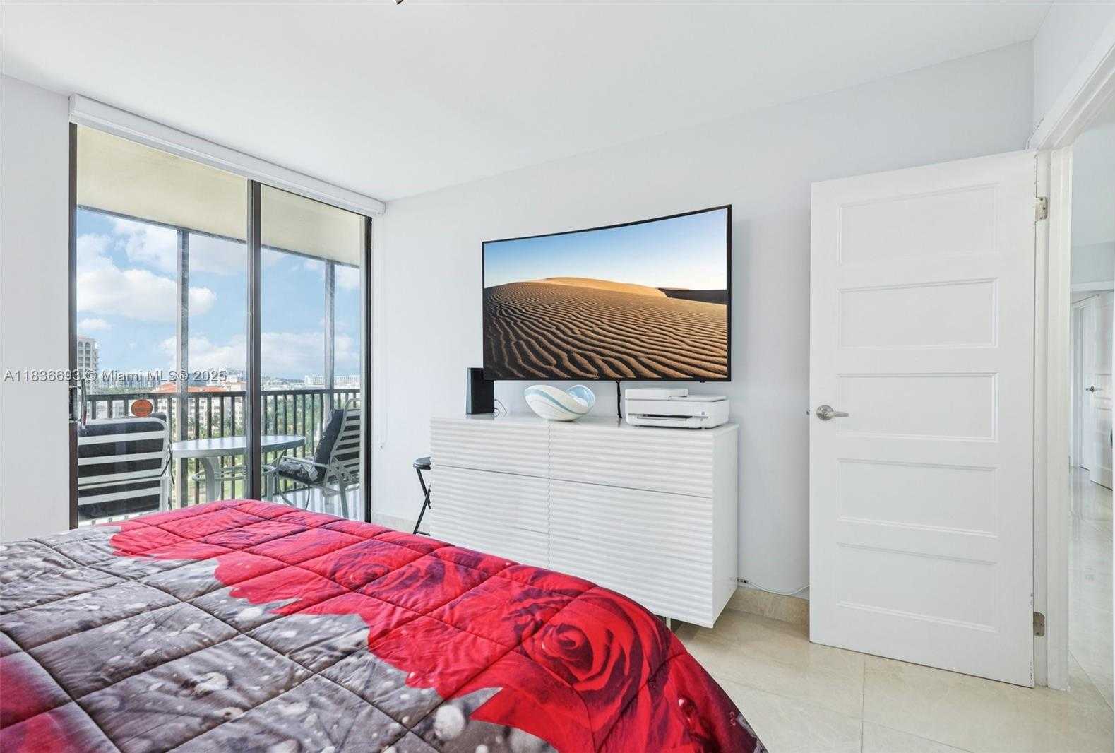 Small Image of 20379 WEST COUNTRY CLUB DR #1436, Aventura Number 18