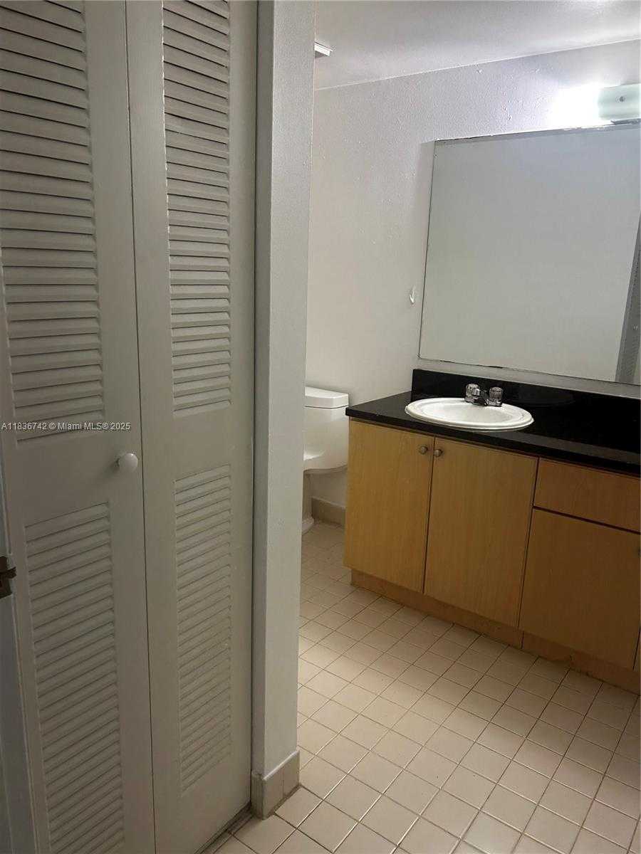 Small Image of 7110 NORTH WEST 179TH ST #110, Hialeah Number 12