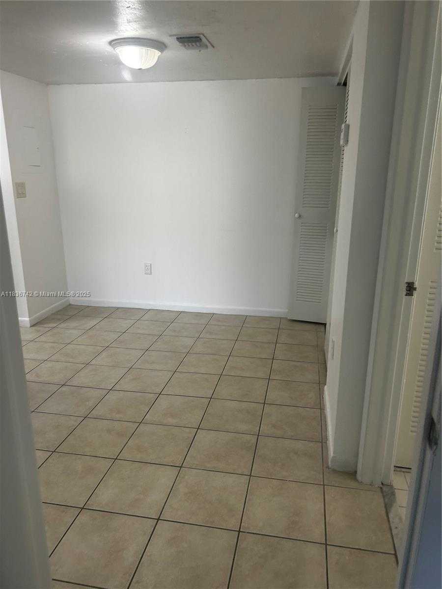 Small Image of 7110 NORTH WEST 179TH ST #110, Hialeah Number 5