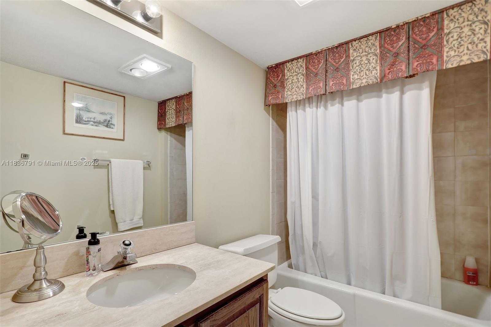 Small Image of 1800 SOUTH OCEAN BLVD #210, Lauderdale By The Sea Number 25