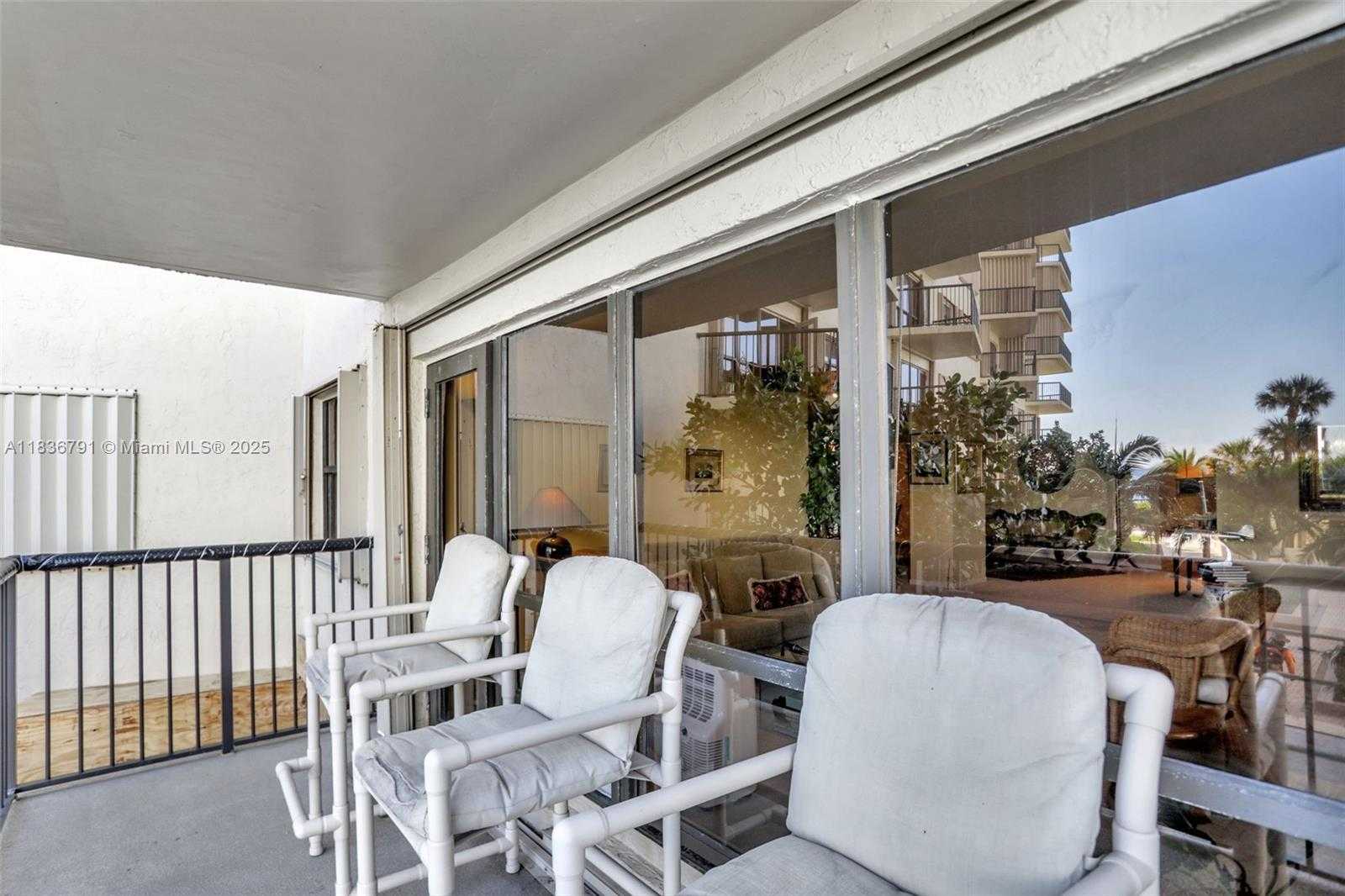 Small Image of 1800 SOUTH OCEAN BLVD #210, Lauderdale By The Sea Number 32