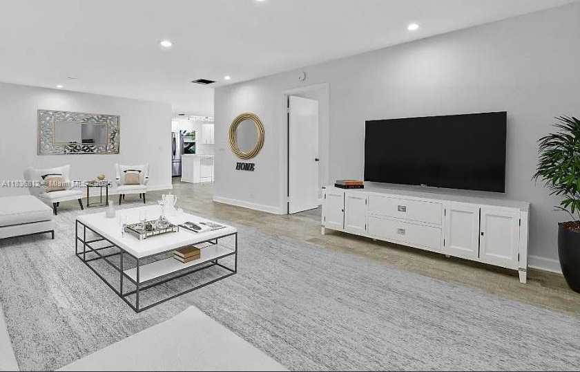 Small Image of 103 LAKE TERRY DR, West Palm Beach Number 5