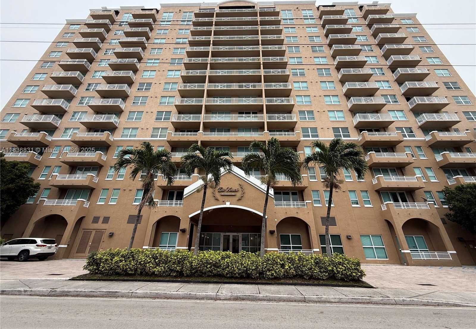 Small Image of 2665 SOUTH WEST 37TH AVE #1213, Miami Number 2