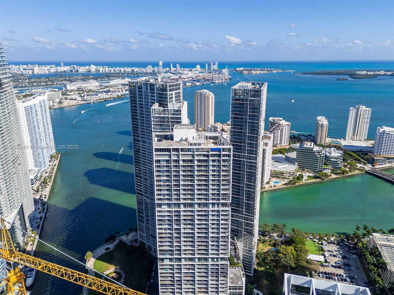 Small Image of 495 BRICKELL AVE #BAY1007, Miami Number 32