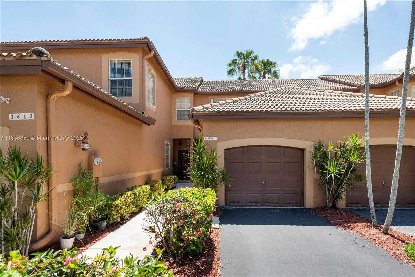 Small Image of 1606 VERACRUZ LN, Weston Number 2