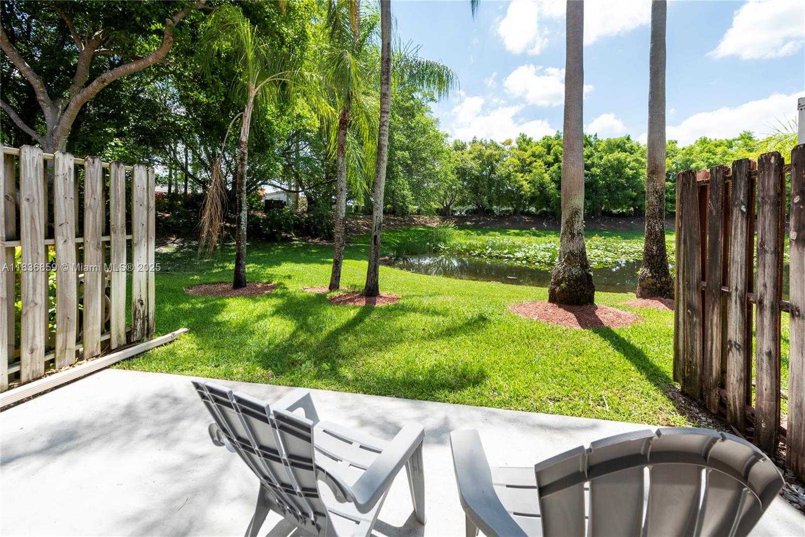 Small Image of 1606 VERACRUZ LN, Weston Number 21