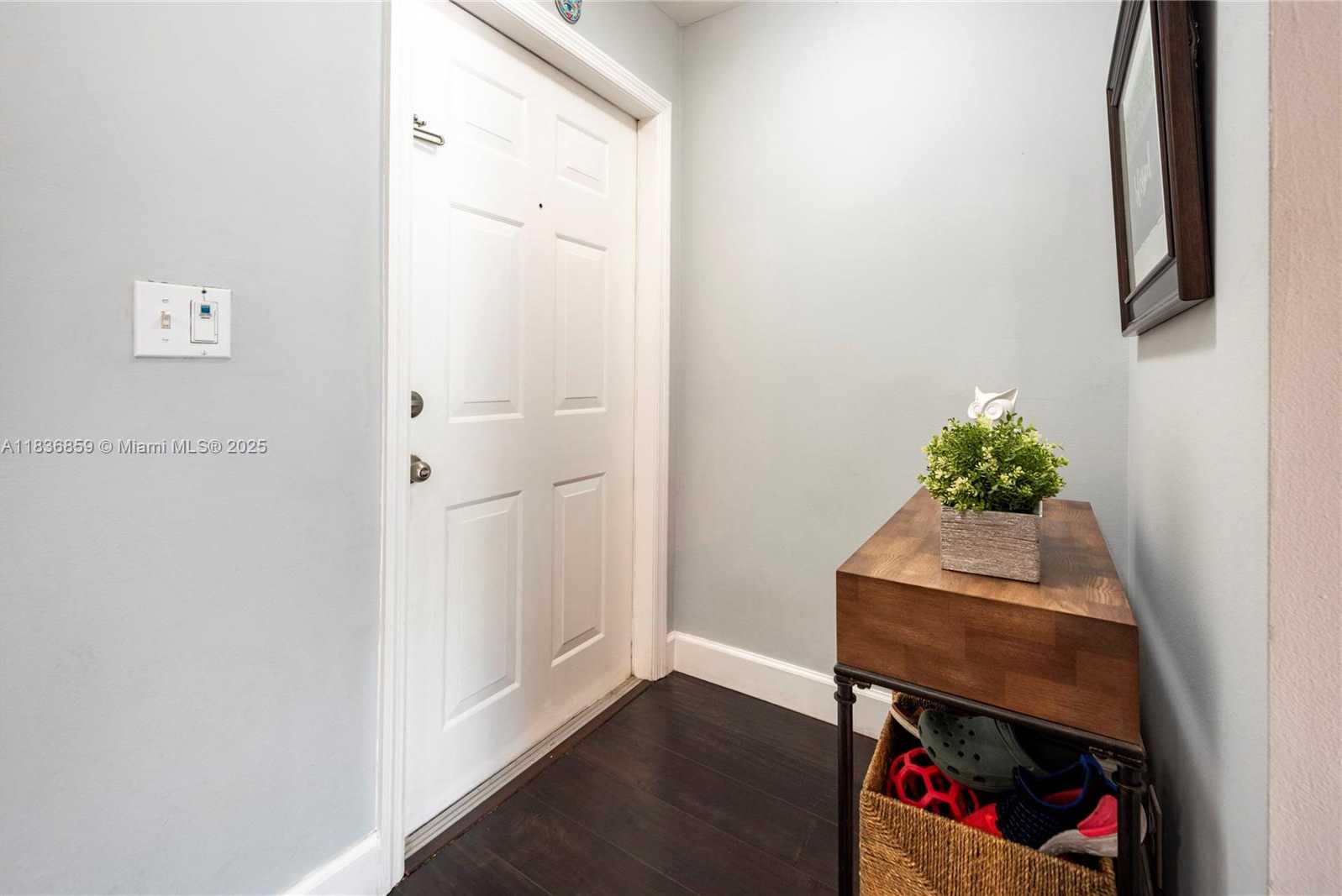 Small Image of 1606 VERACRUZ LN, Weston Number 5