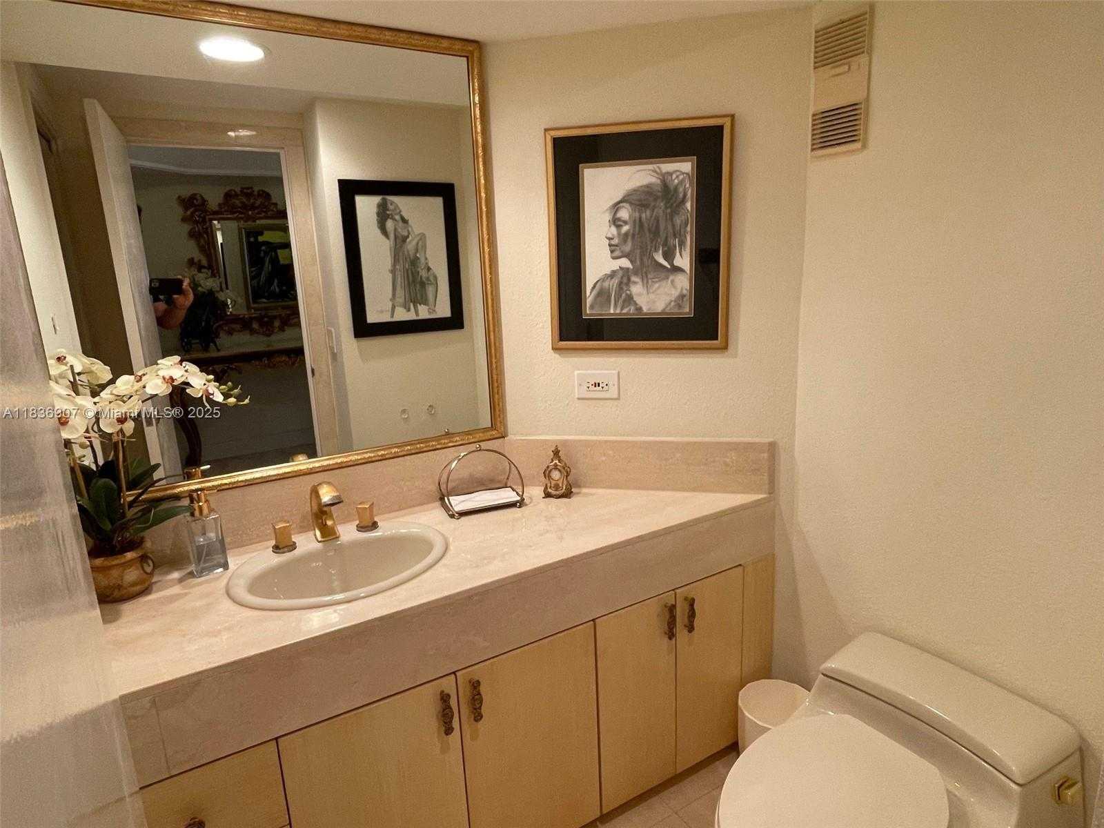 Small Image of 3000 ISLAND BLVD #1103, Aventura Number 28