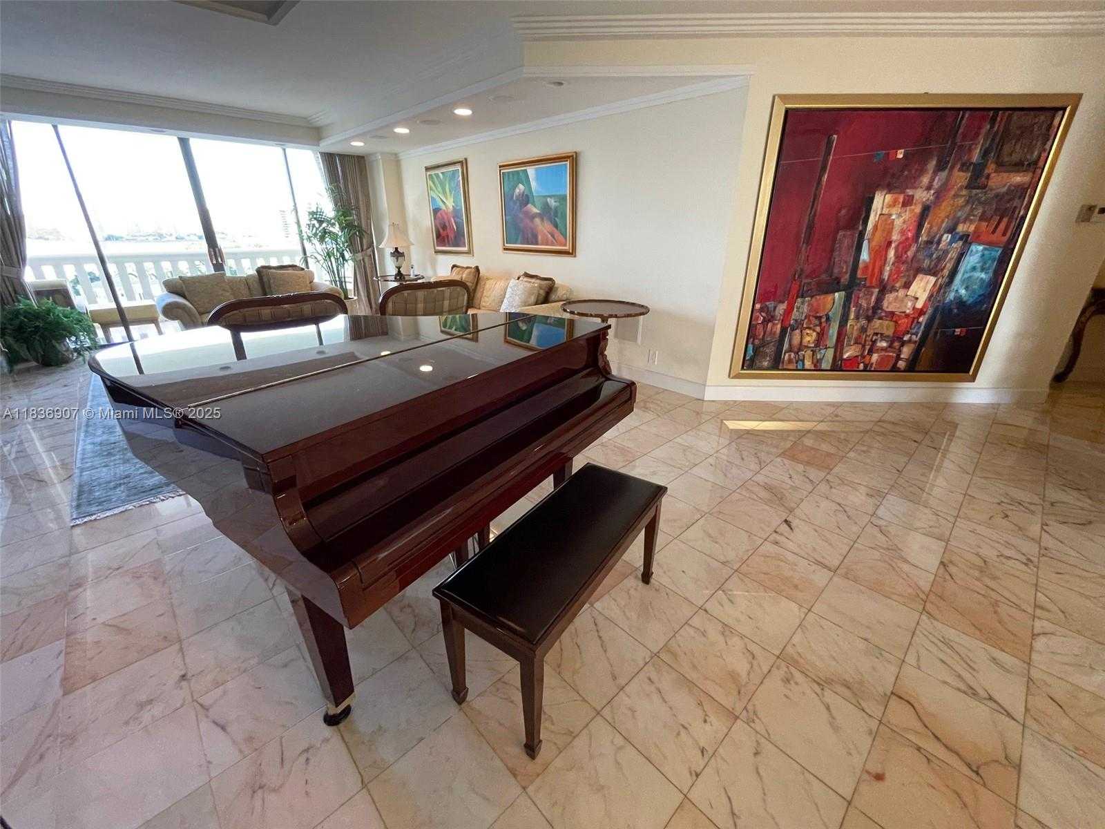 Small Image of 3000 ISLAND BLVD #1103, Aventura Number 4