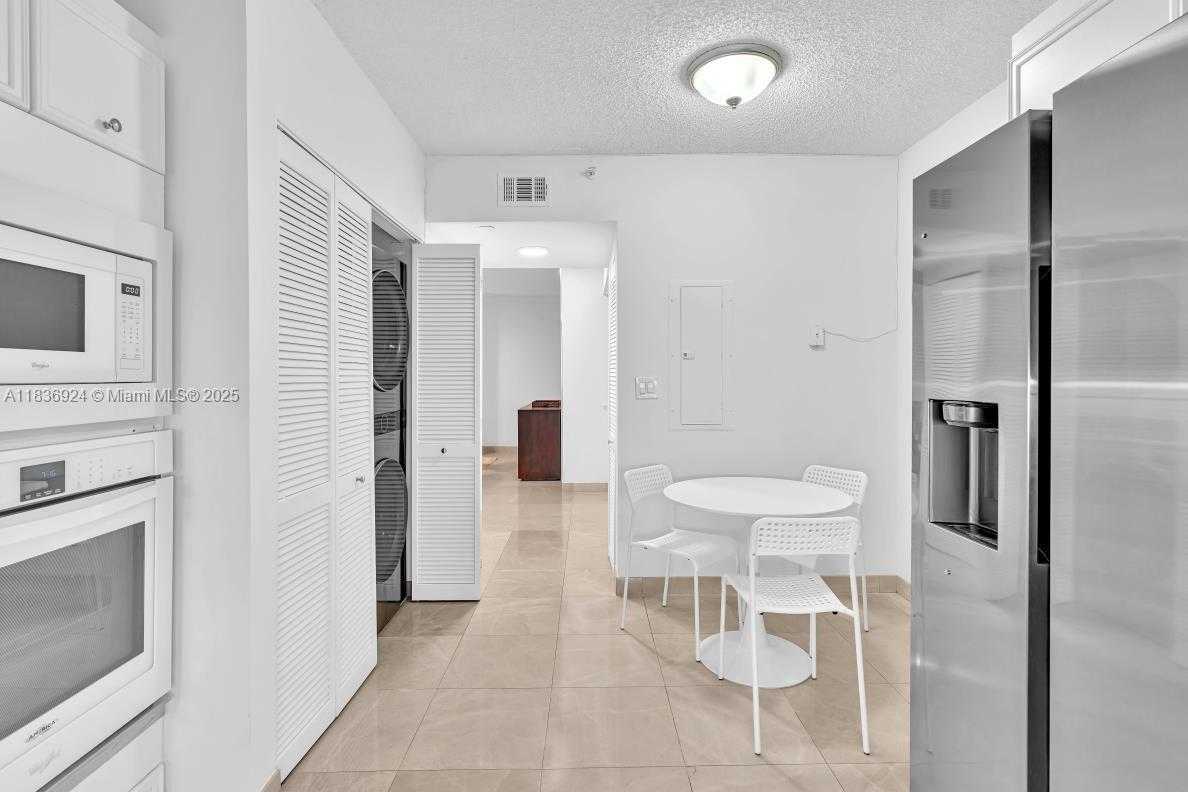 Small Image of 8855 EAST COLLINS AVE #2F, Surfside Number 59