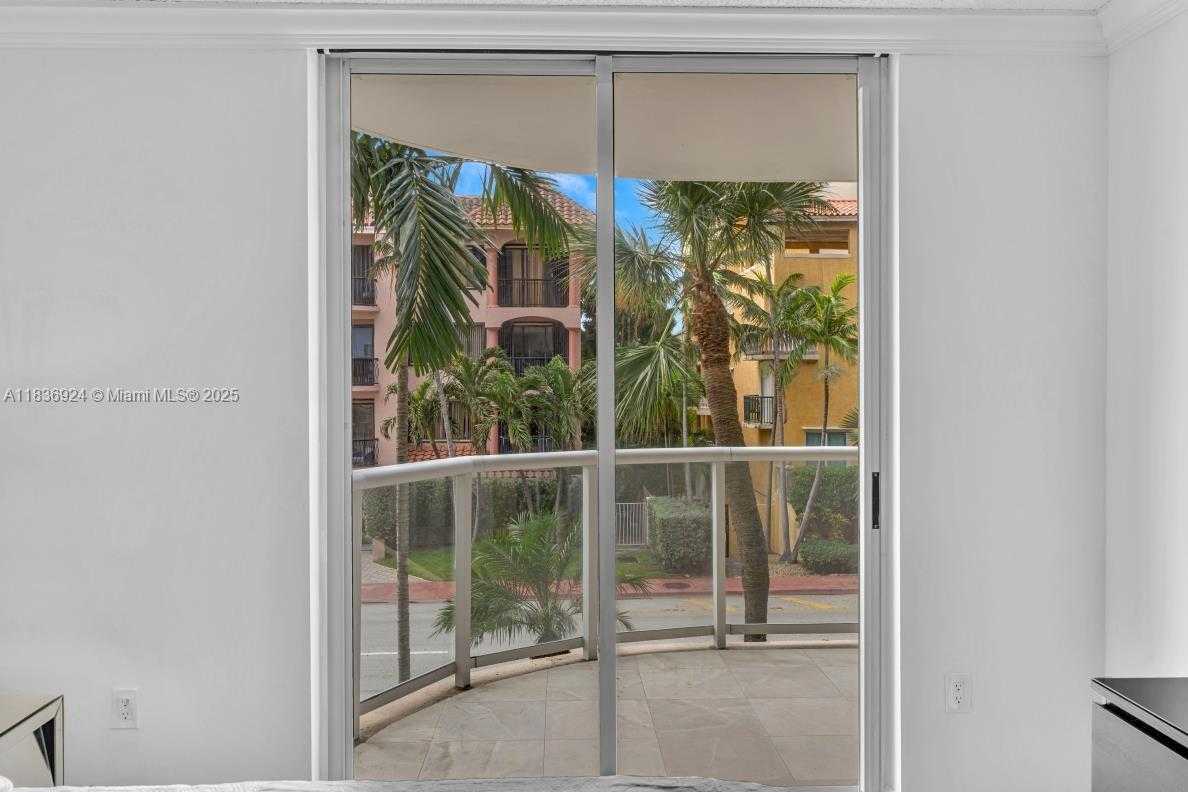 Small Image of 8855 EAST COLLINS AVE #2F, Surfside Number 64