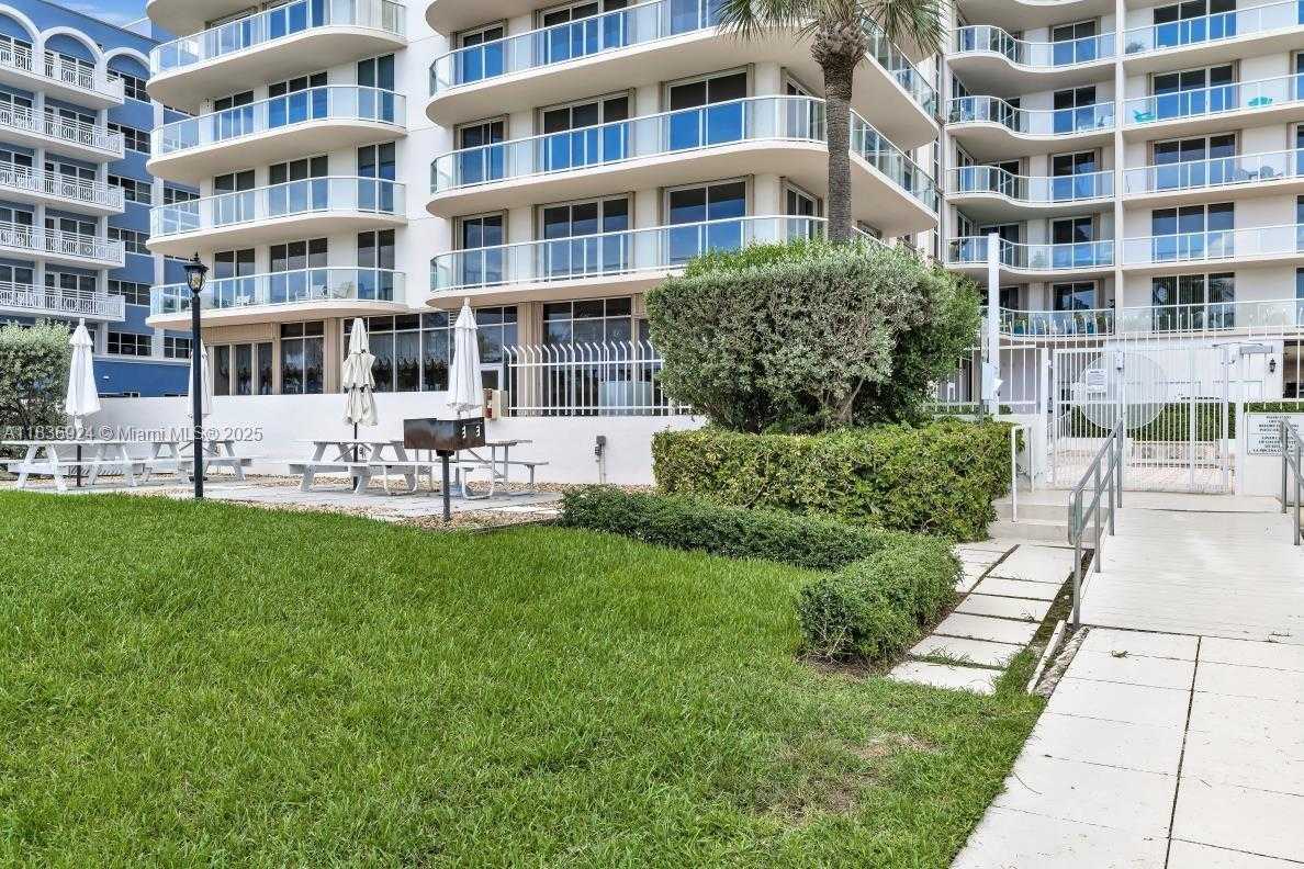 Small Image of 8855 EAST COLLINS AVE #2F, Surfside Number 75