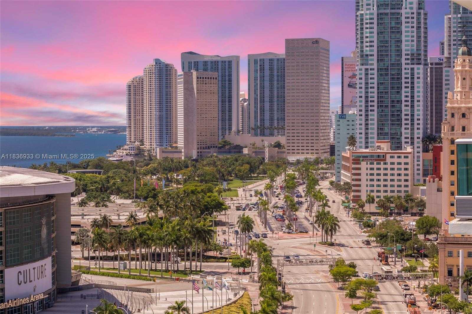 Small Image of 900 BISCAYNE BLVD #3502, Miami Number 15