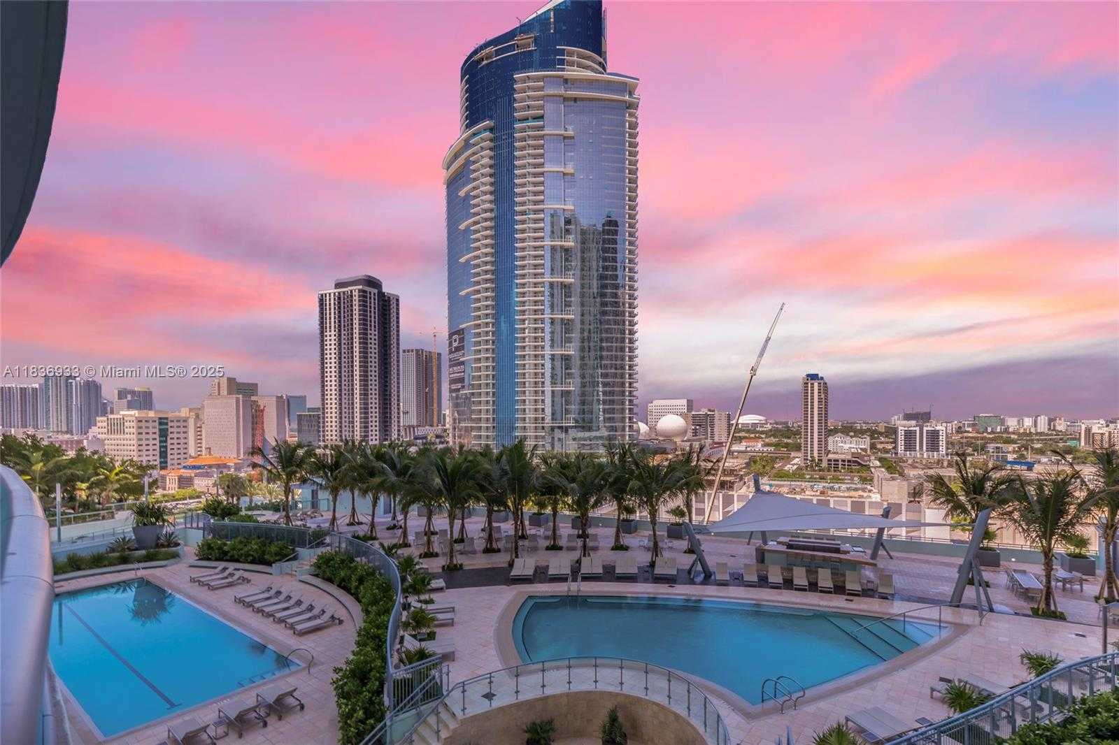 Small Image of 900 BISCAYNE BLVD #3502, Miami Number 16
