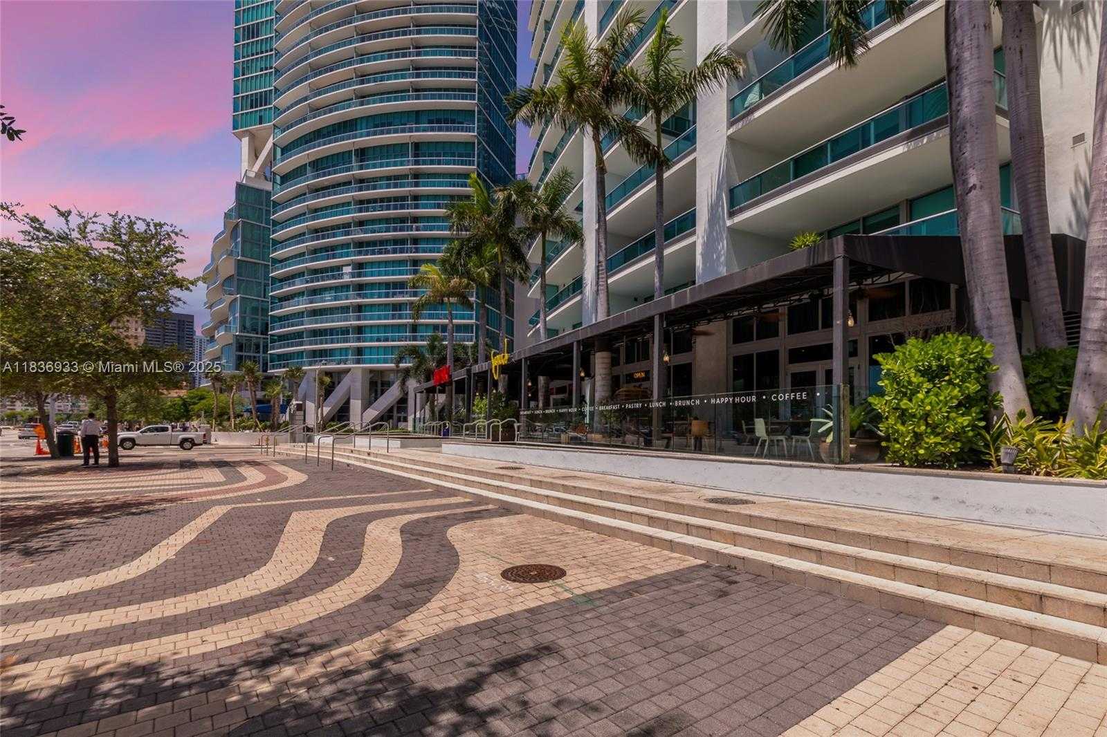 Small Image of 900 BISCAYNE BLVD #3502, Miami Number 17
