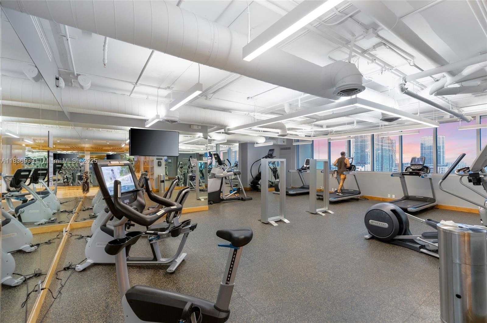 Small Image of 900 BISCAYNE BLVD #3502, Miami Number 19