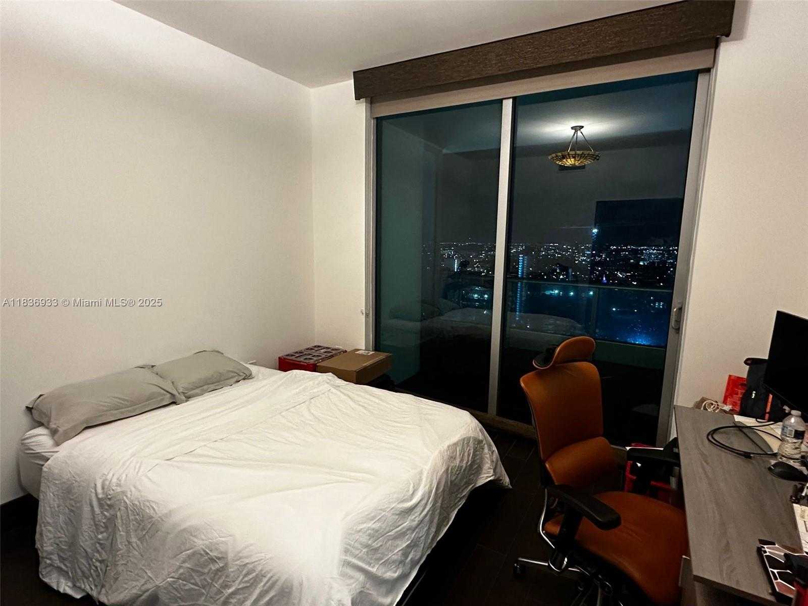 Small Image of 900 BISCAYNE BLVD #3502, Miami Number 9
