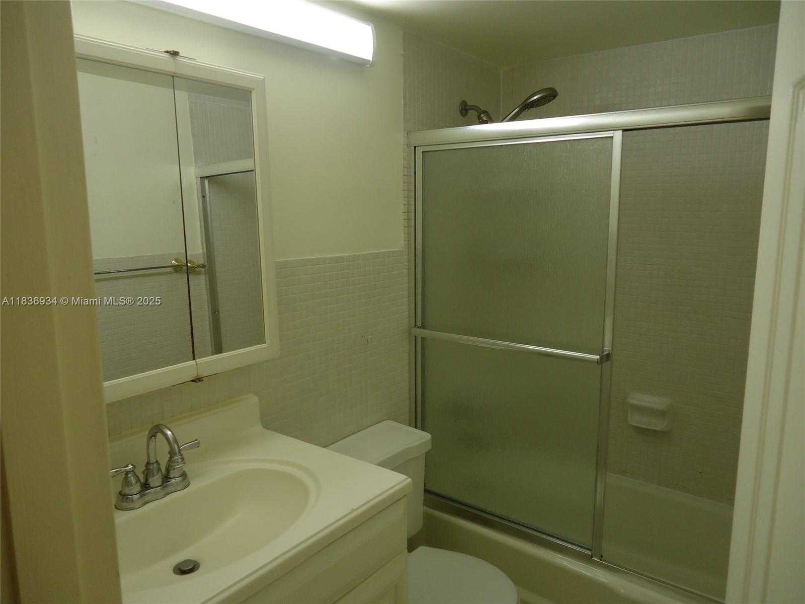 Small Image of 1770 79TH ST CSWY #D110, North Bay Village Number 7