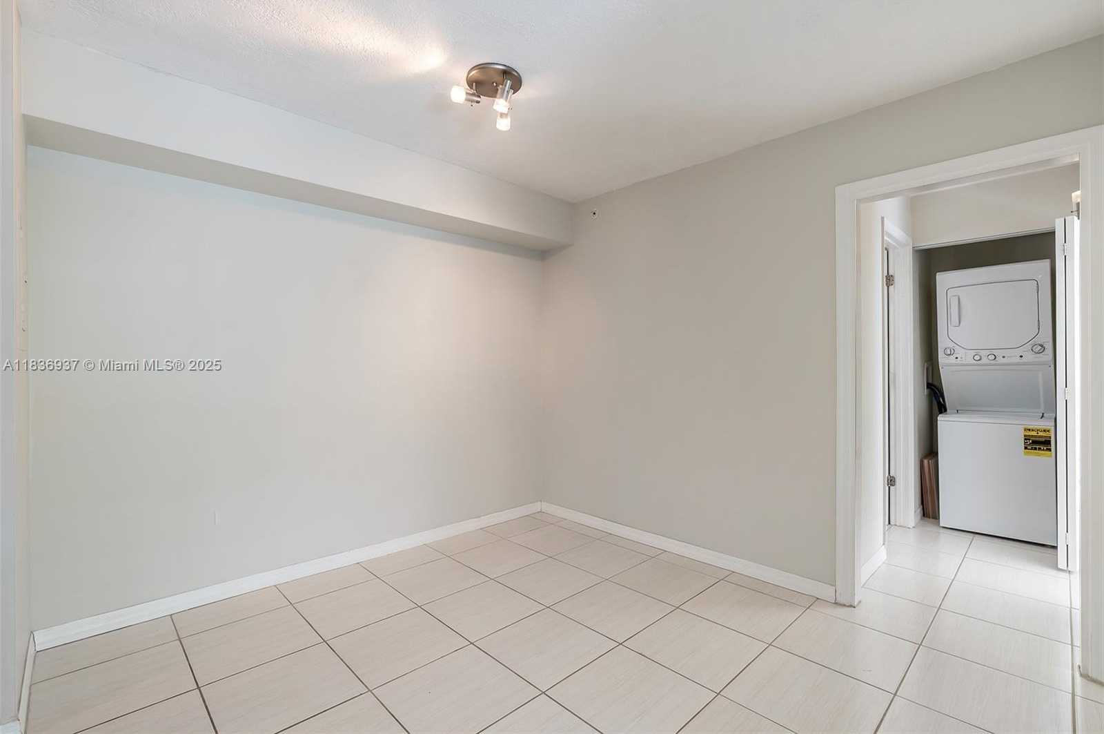 Small Image of 12136 SAINT ANDREWS PL #204, Miramar Number 16