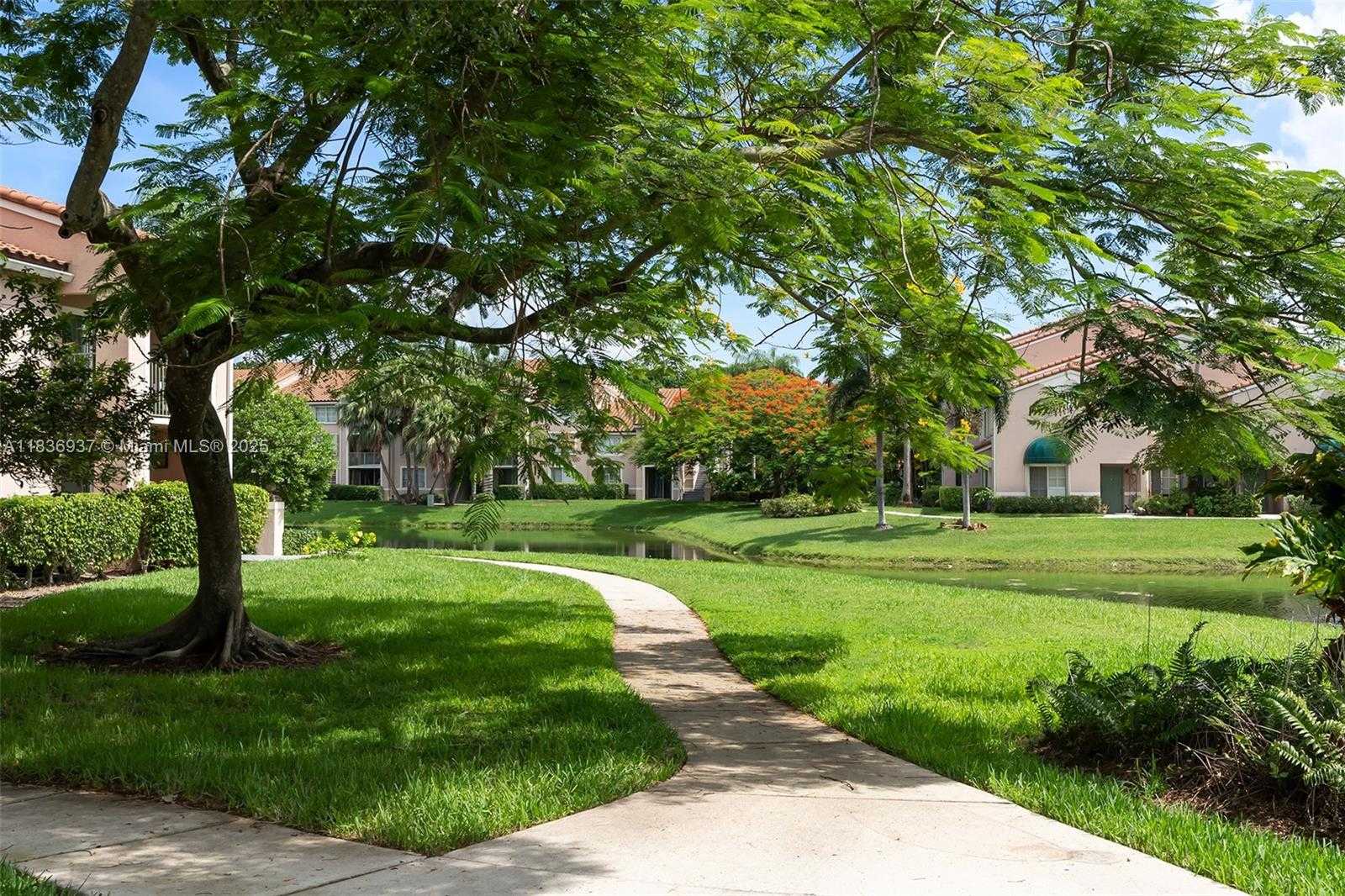 Small Image of 12136 SAINT ANDREWS PL #204, Miramar Number 20