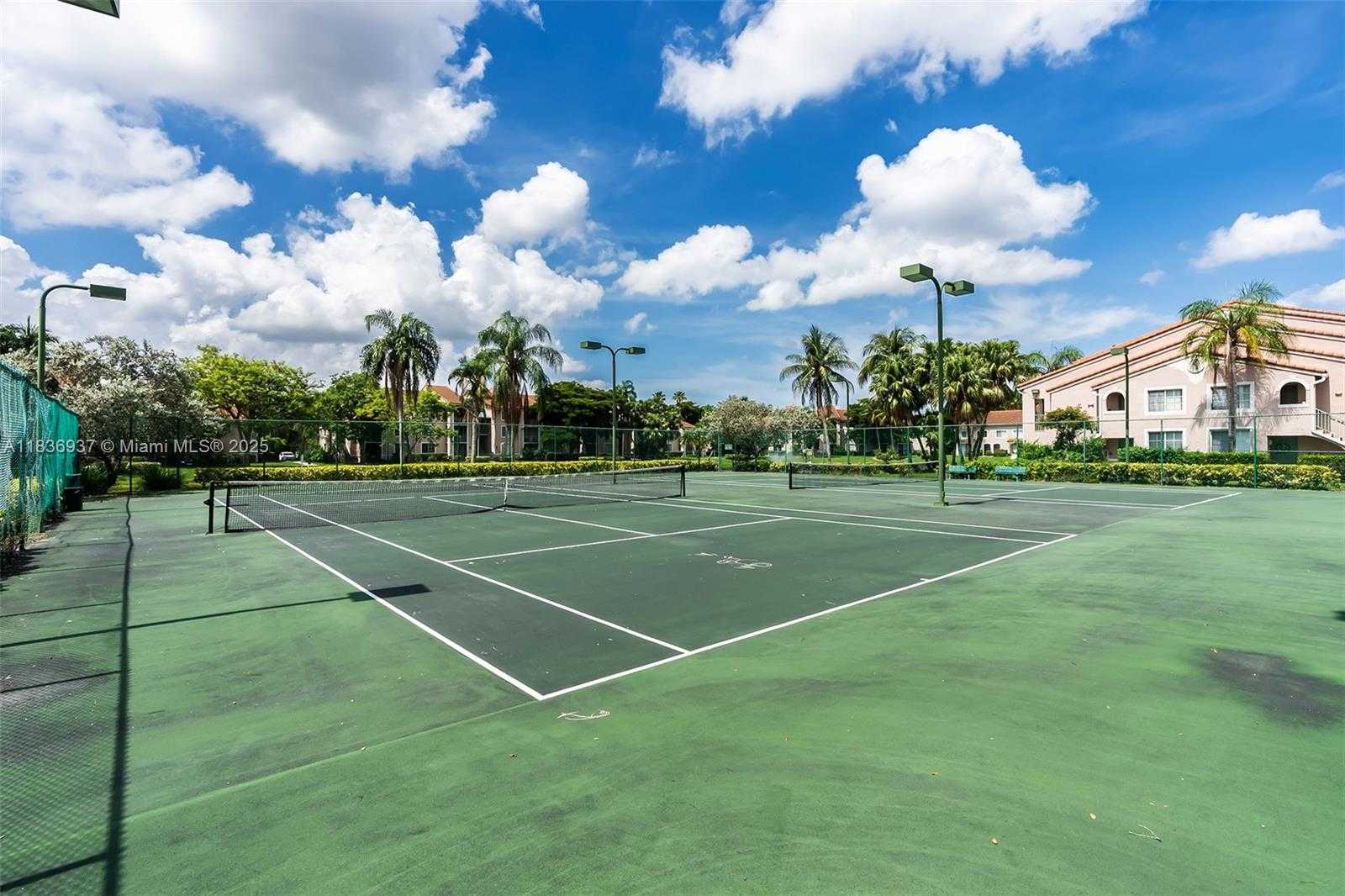 Small Image of 12136 SAINT ANDREWS PL #204, Miramar Number 27