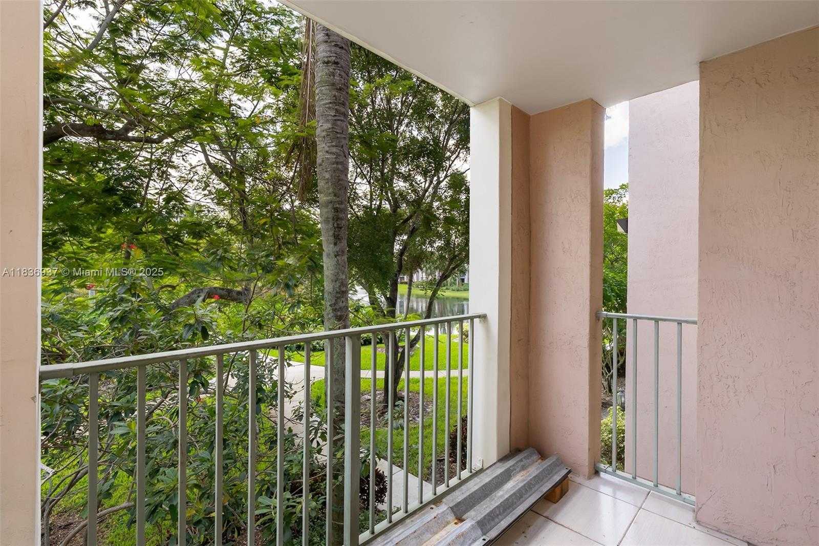 Small Image of 12136 SAINT ANDREWS PL #204, Miramar Number 6