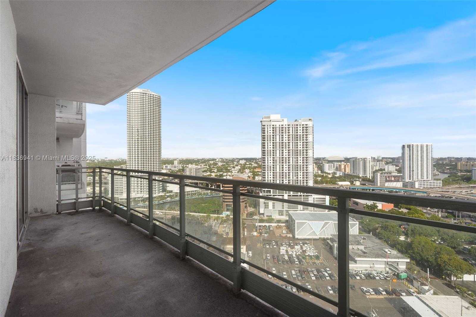 Small Image of 90 SOUTH WEST 3RD ST #2506, Miami Number 12