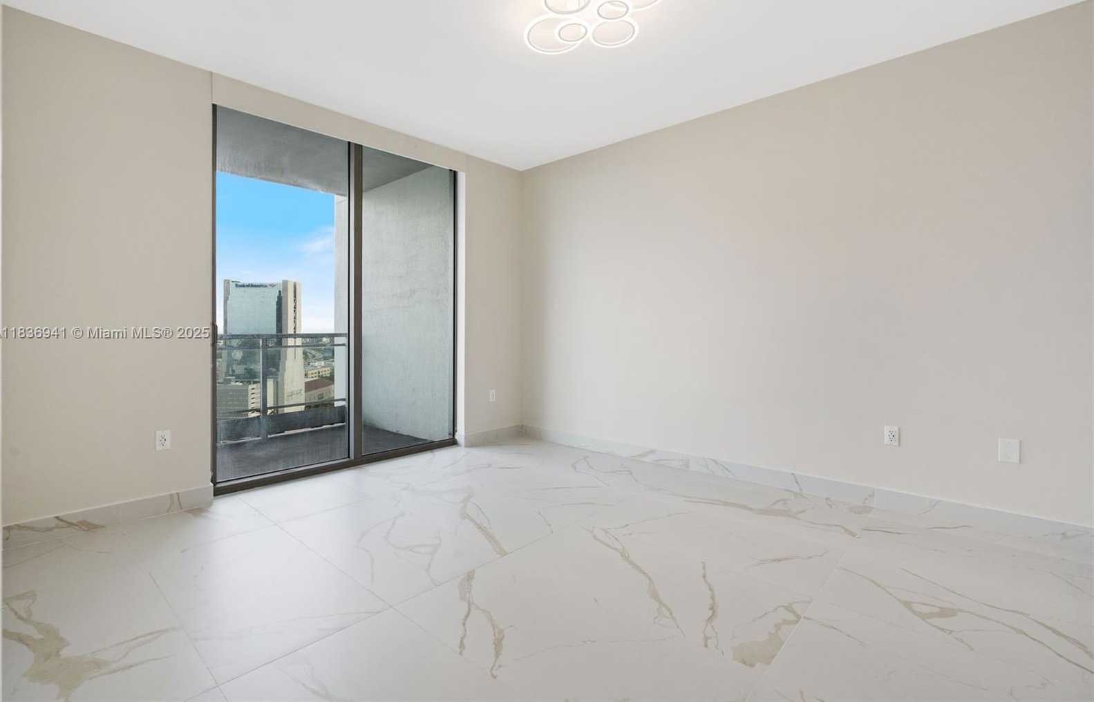 Small Image of 90 SOUTH WEST 3RD ST #2506, Miami Number 16