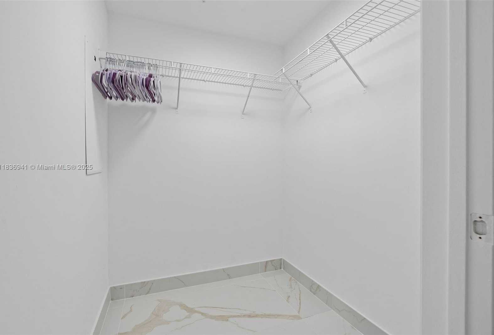 Small Image of 90 SOUTH WEST 3RD ST #2506, Miami Number 19