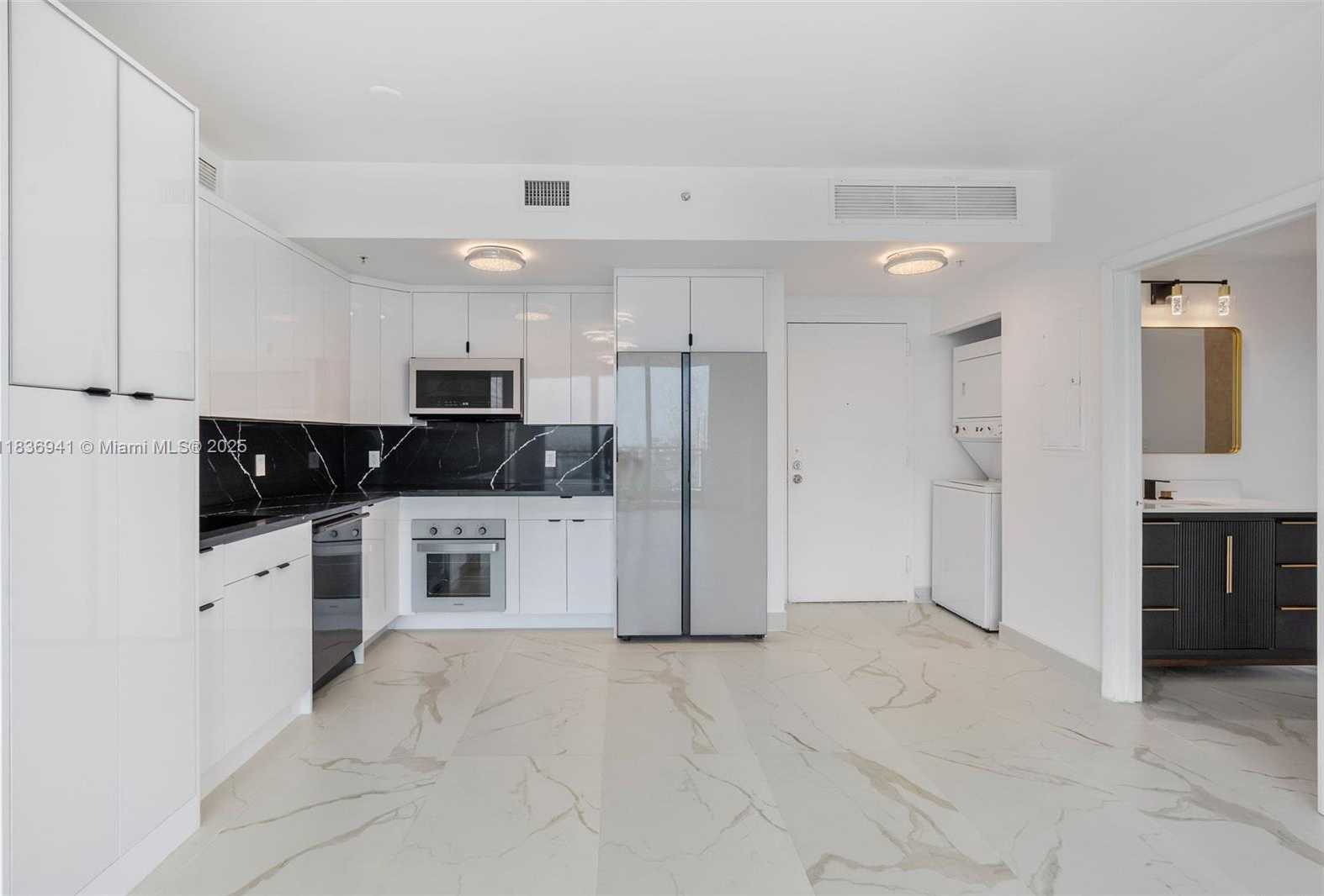 Small Image of 90 SOUTH WEST 3RD ST #2506, Miami Number 4