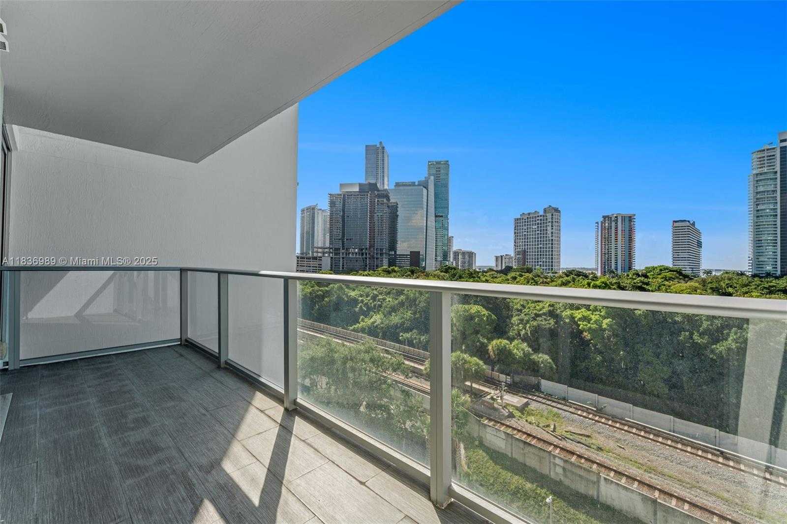 Small Image of 1600 SOUTH WEST 1ST AVE #703, Miami Number 13