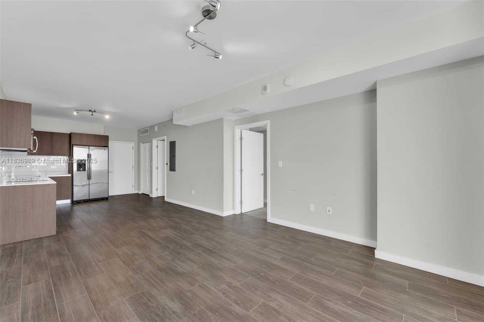 Small Image of 1600 SOUTH WEST 1ST AVE #703, Miami Number 3