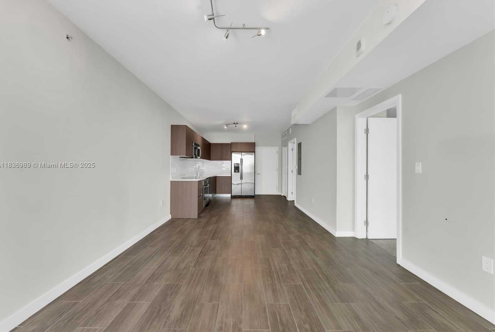Small Image of 1600 SOUTH WEST 1ST AVE #703, Miami Number 5
