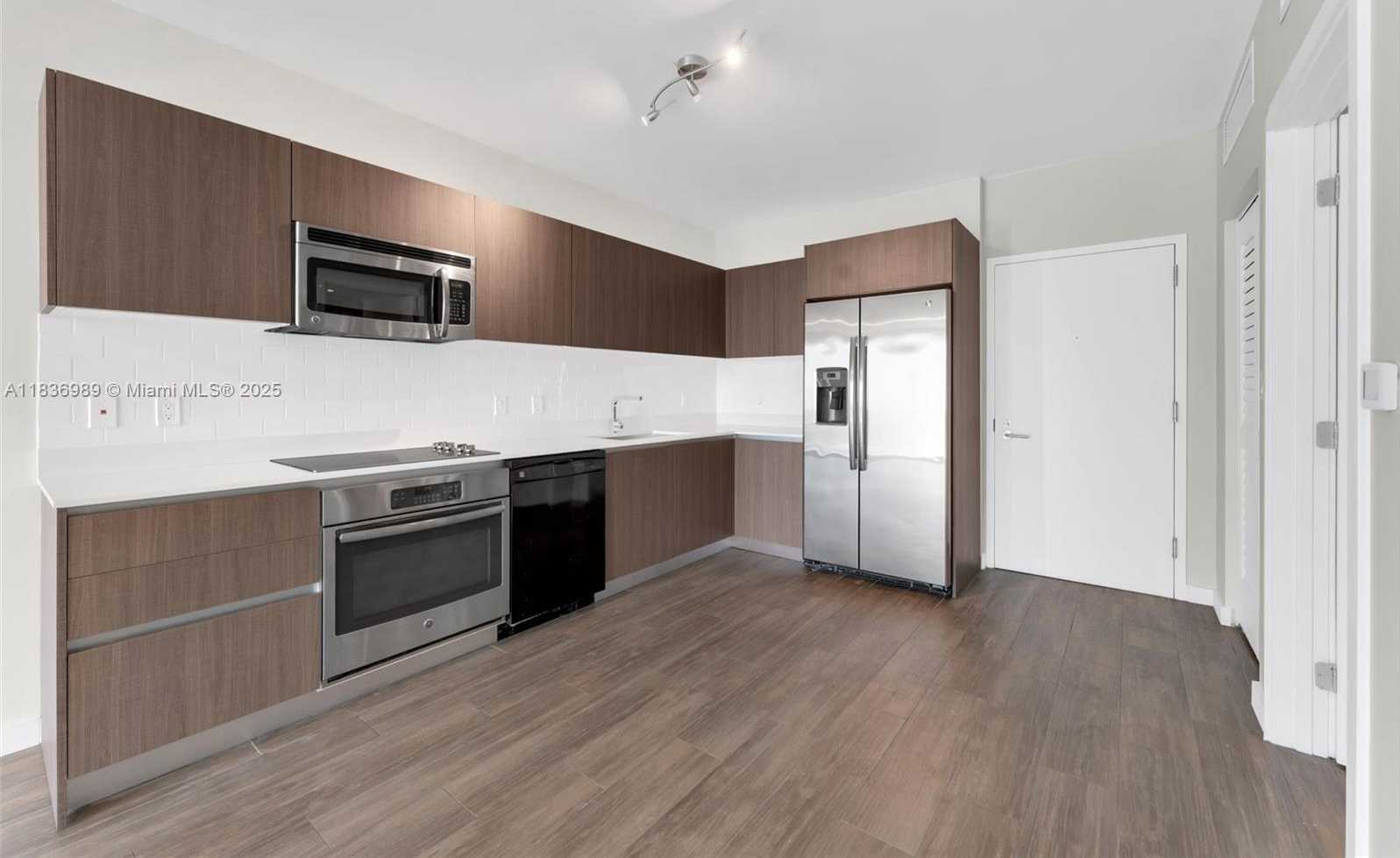 Small Image of 1600 SOUTH WEST 1ST AVE #703, Miami Number 6