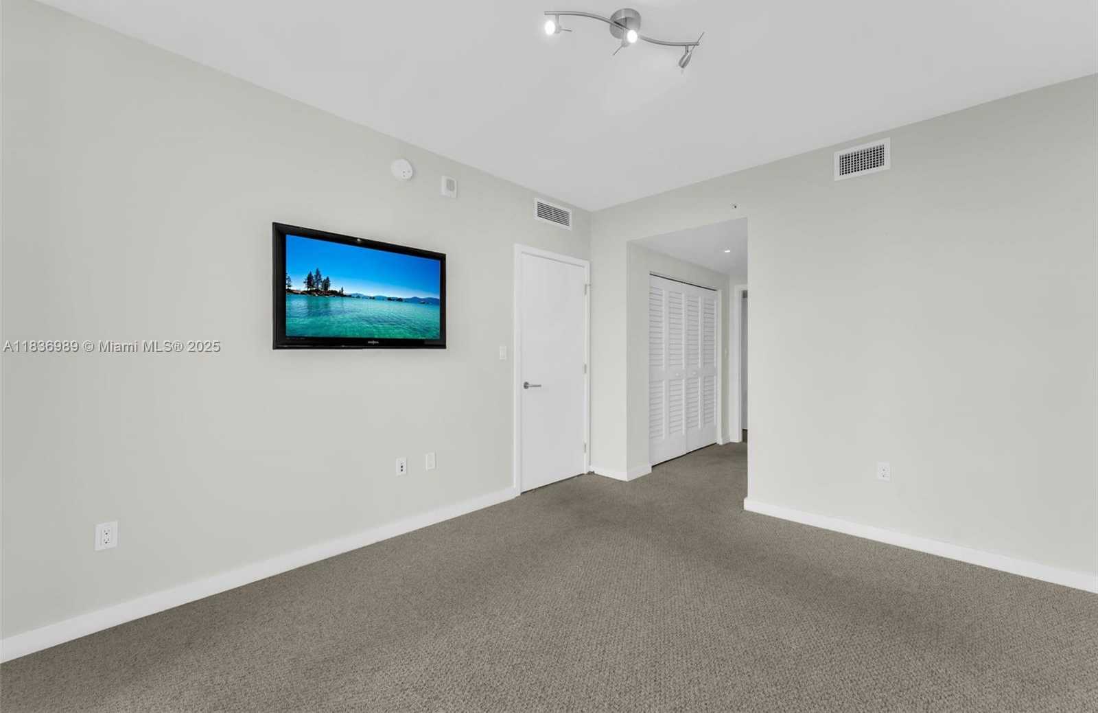Small Image of 1600 SOUTH WEST 1ST AVE #703, Miami Number 8
