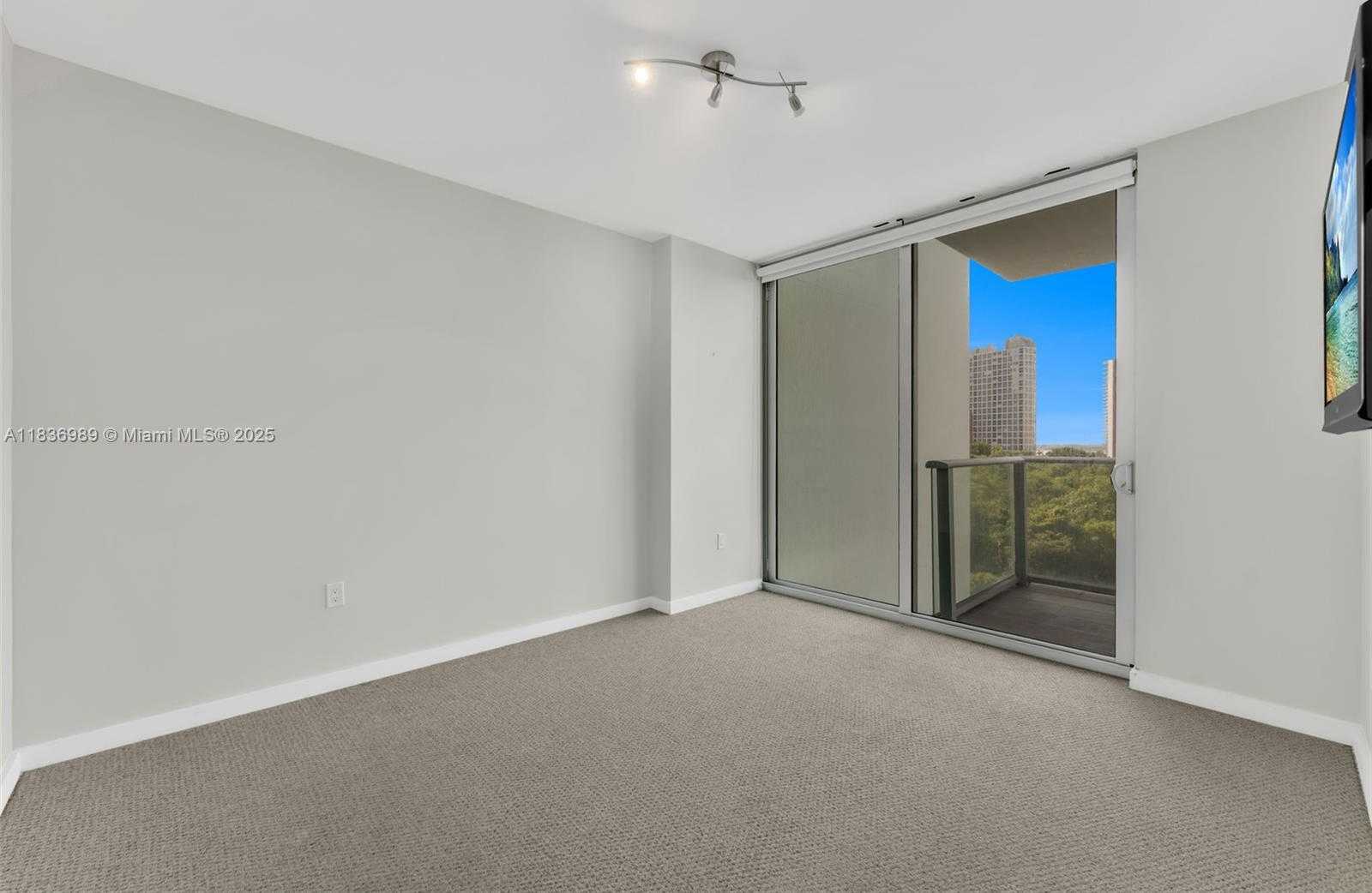 Small Image of 1600 SOUTH WEST 1ST AVE #703, Miami Number 9