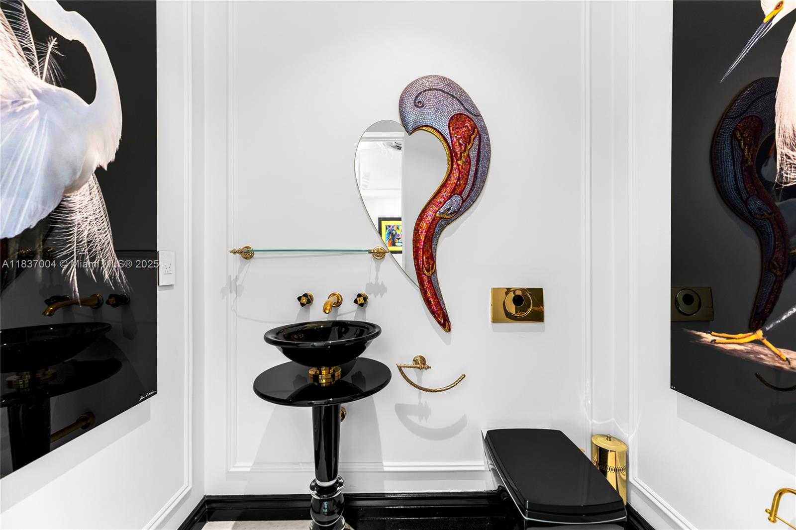 Small Image of 1455 OCEAN DR #BH-01, Miami Beach Number 14