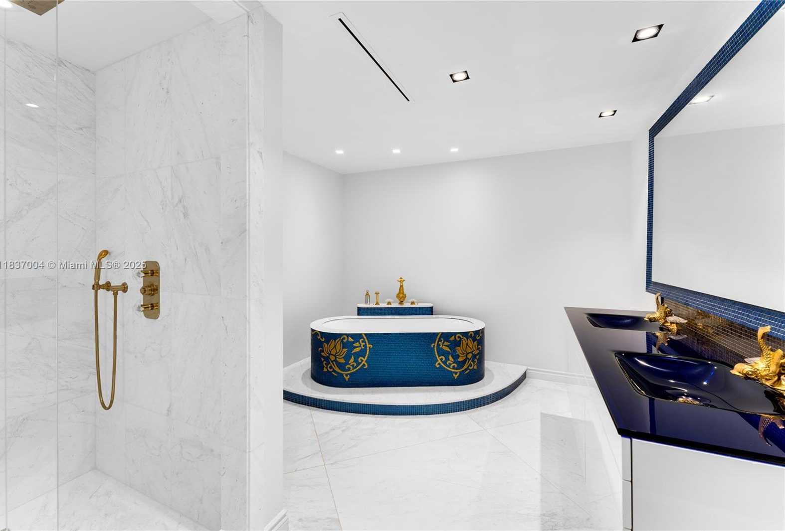 Small Image of 1455 OCEAN DR #BH-01, Miami Beach Number 39