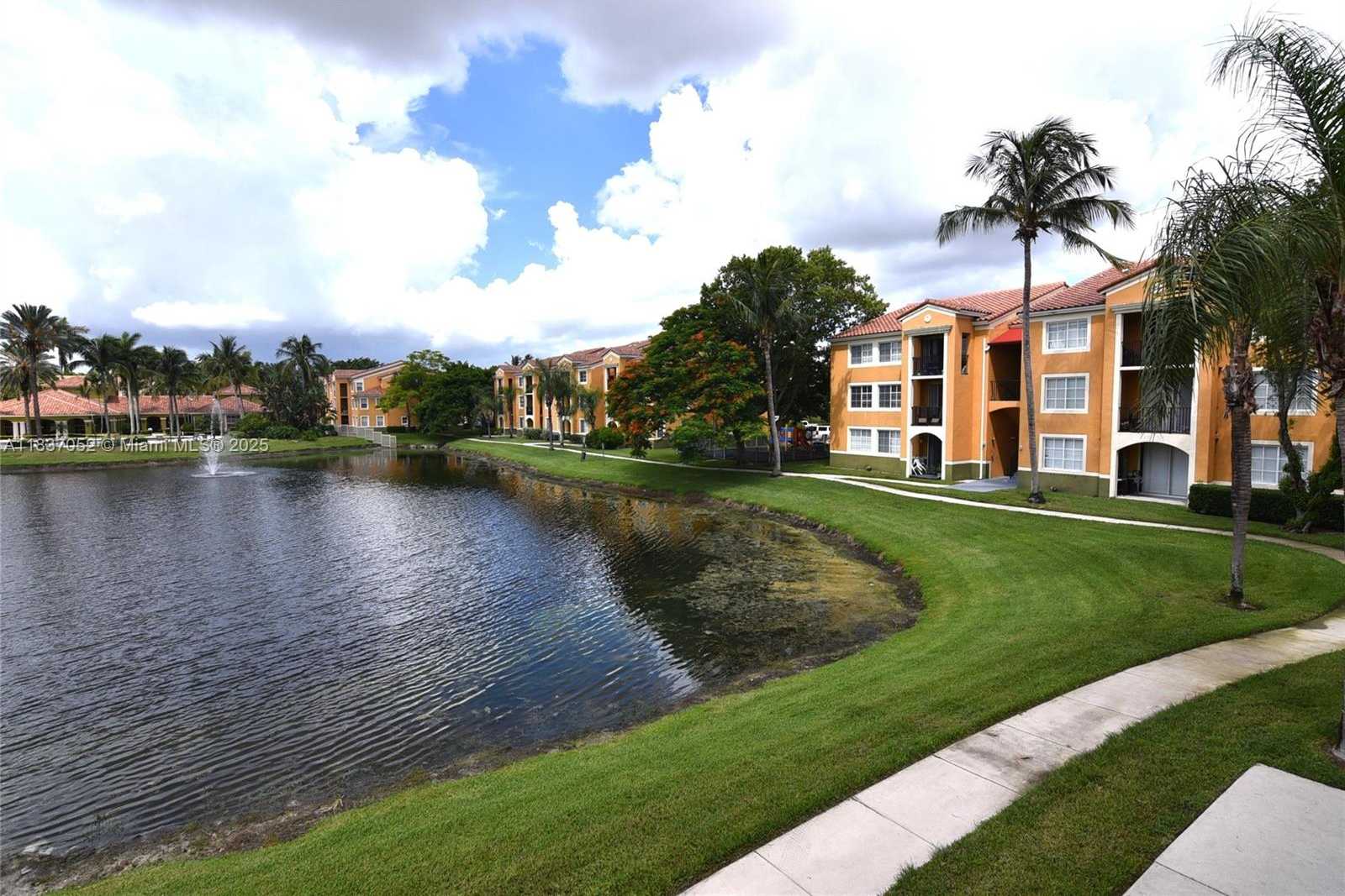 Small Image of 2151 WEST PRESERVE WAY #202, Miramar Number 28