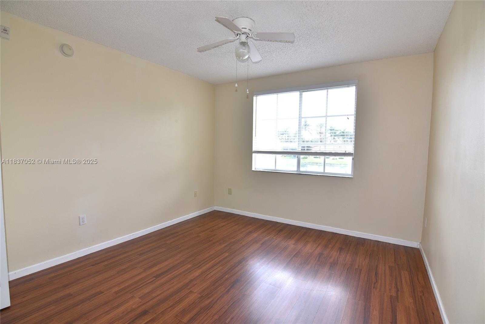 Small Image of 2151 WEST PRESERVE WAY #202, Miramar Number 33